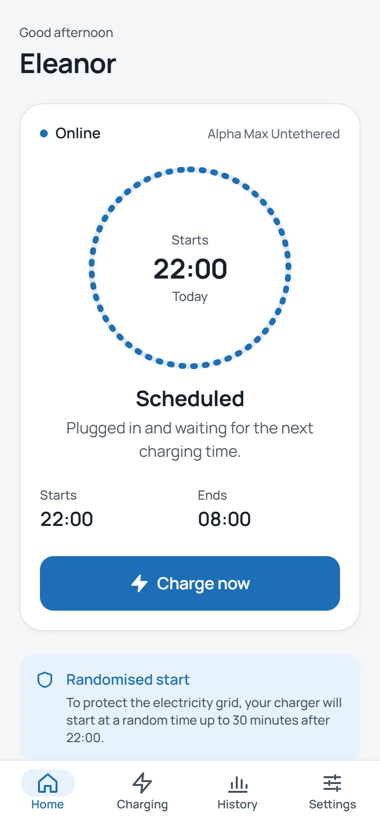 The app's home screen: plugged in and scheduled, charging from 22:00 to 08:00.